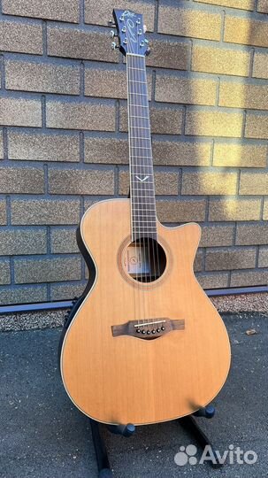 Гитара EKO массив Новая