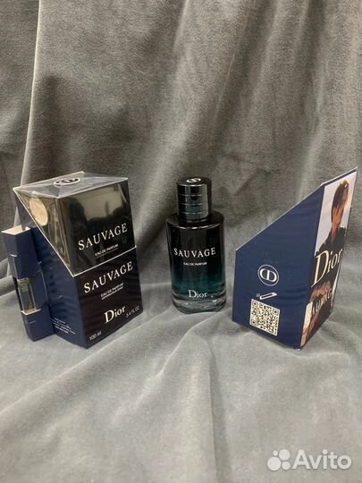 Набор Christian Dior Sauvage Eau De Parfum, 100ml
