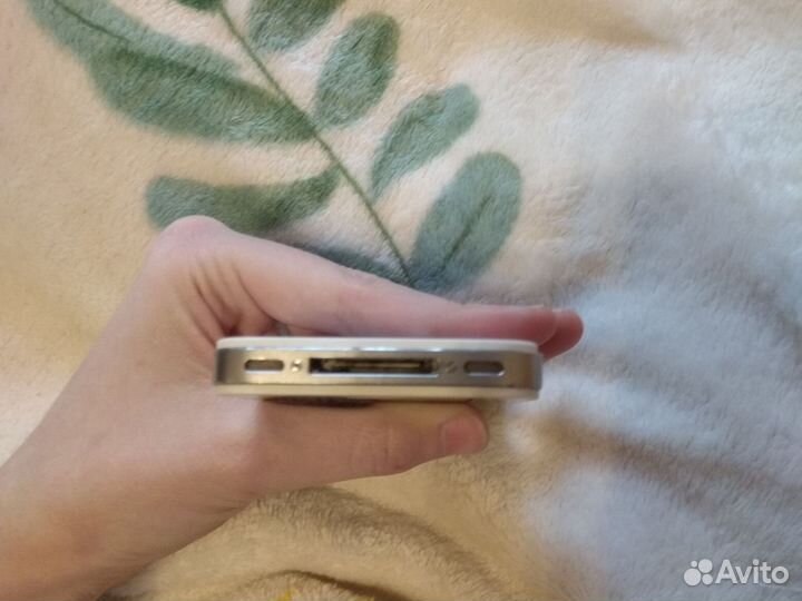 iPhone 4, 16 ГБ