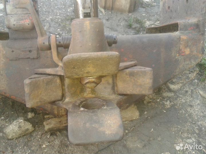 Сцепное устройство