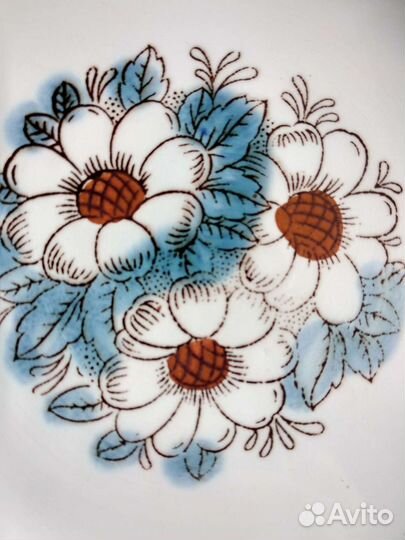 Набор суповых тарелок