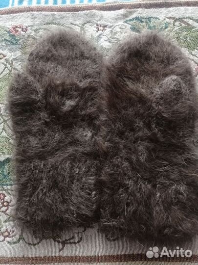 Рукавицы и носки из собачей шерсти