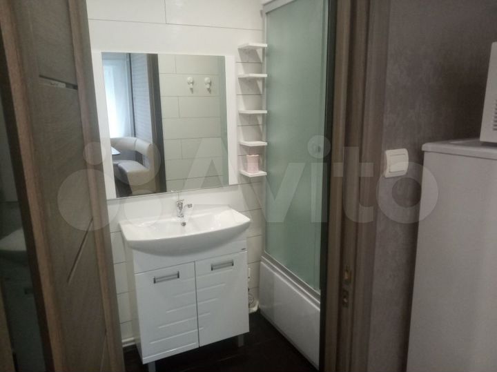 2-к. квартира, 46 м², 1/3 эт.