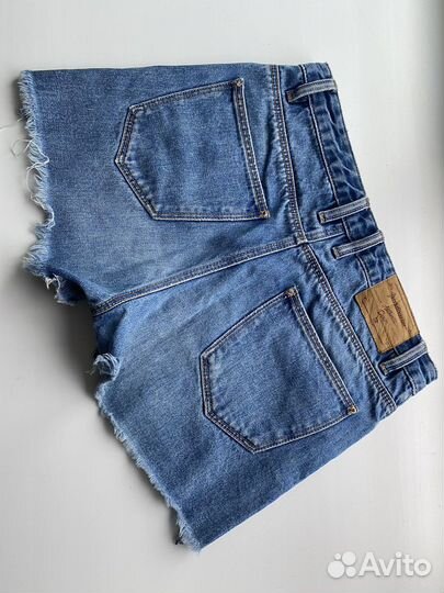 Шорты джинсовая