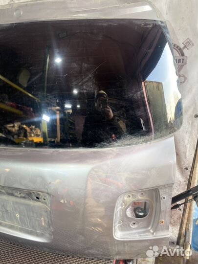 Nissan patrol y62 Стекло двери багажника