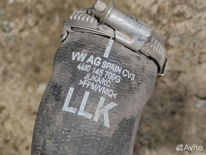 Патрубок интеркулера Volkswagen Touareg 3 2019