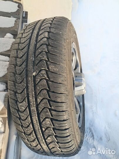 Продам колеса 215/65/16