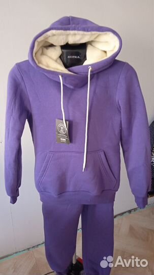 Костюм спортивный