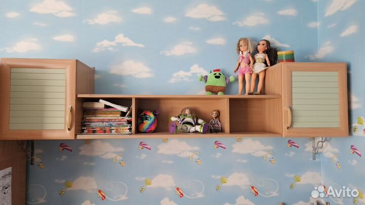 Мебель в детскую комнату