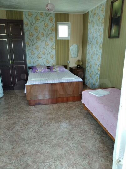 Комната 14 м² в 3-к., 2/2 эт.