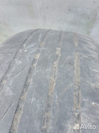 Bridgestone Dueler H/P 215/65 R16