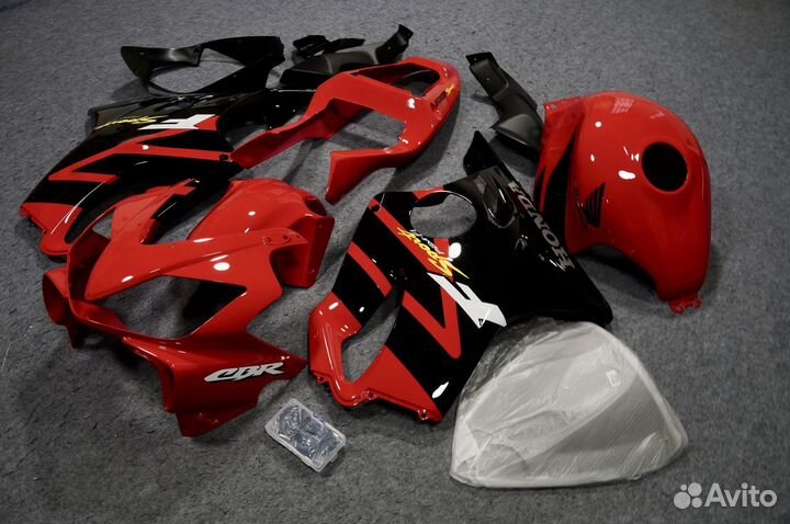 Комплект пластика на Honda CBR 600 F4I 2004-2007