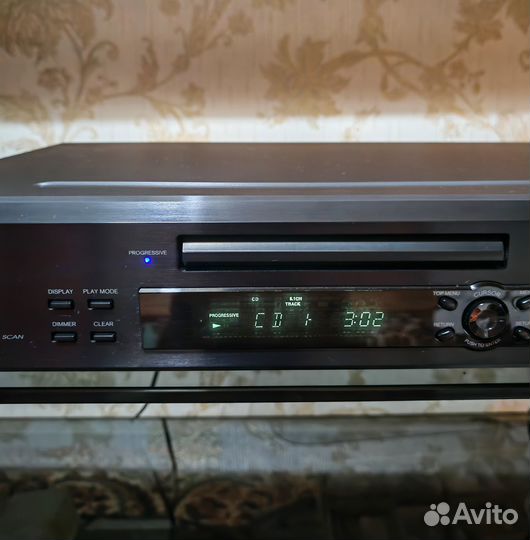 Dvd плеер Onkyo-503E