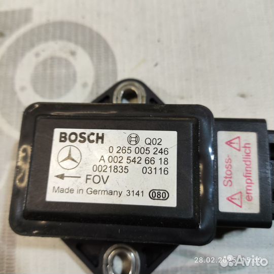 Датчик ускорения mercedes w211