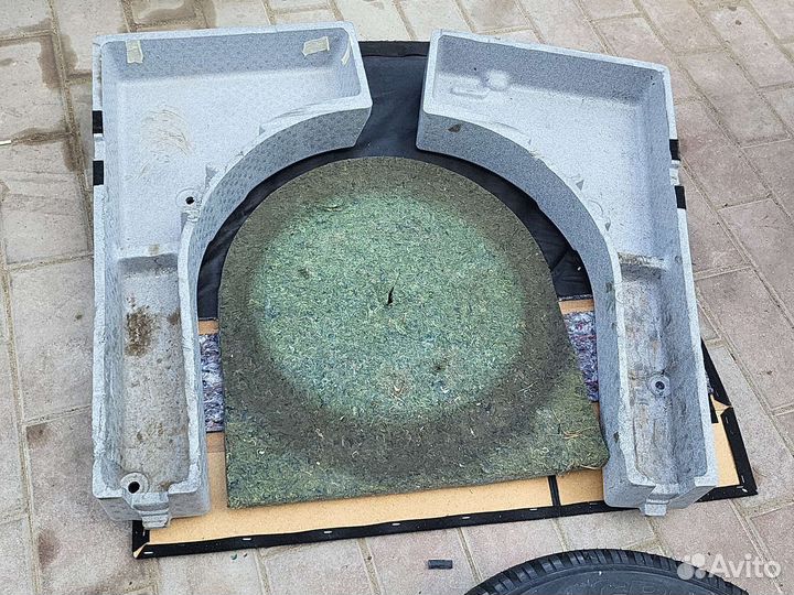 Renault duster- пенопласт багажника