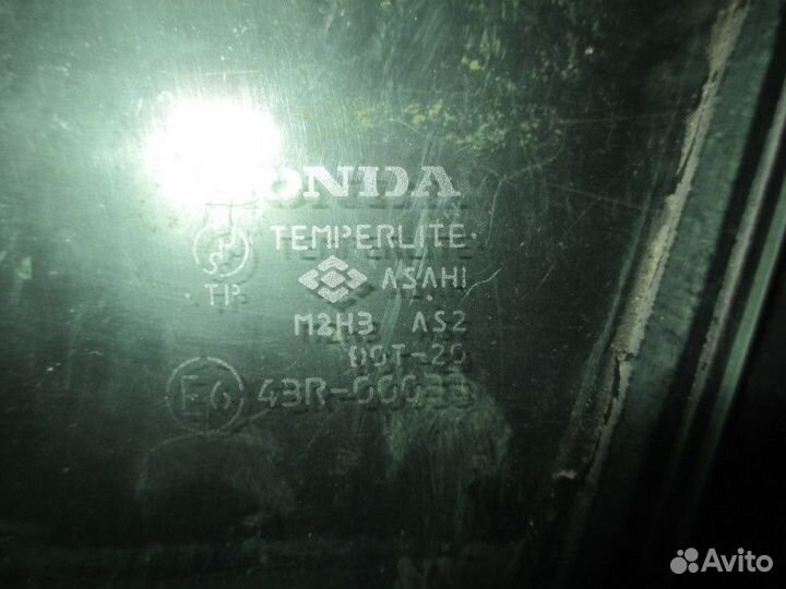Стекло двери передней правой Honda Accord VII 2003