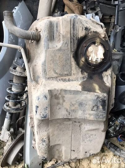 Бак на Лансер 10