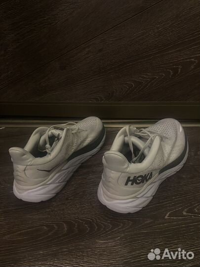 Беговые кроссовки hoka clifton 8