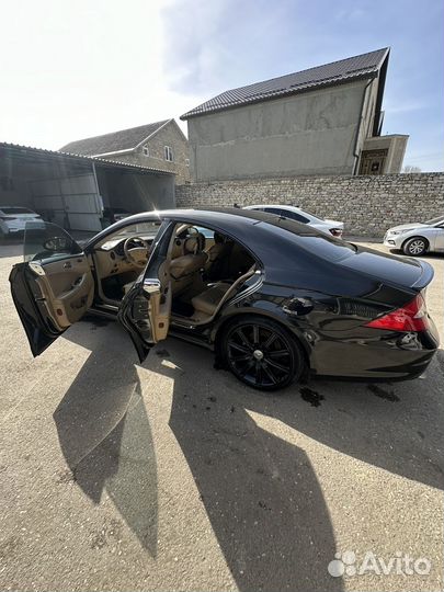 Mercedes-Benz CLS-класс 5.0 AT, 2005, 290 000 км