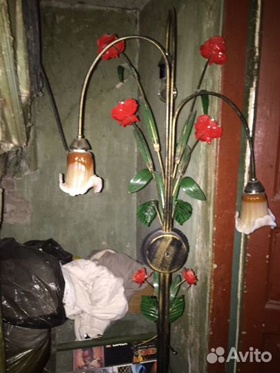 Светильник напольный бу(металл,стекло)