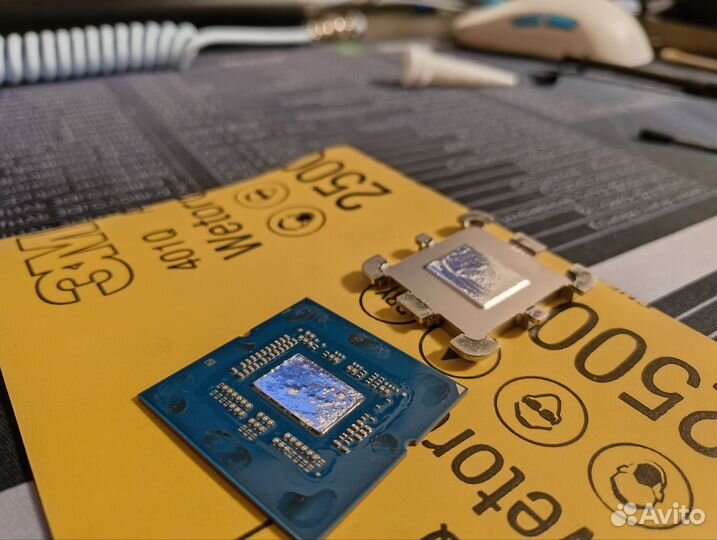 Процессор AMD Ryzen 7 8700G Скальпированный