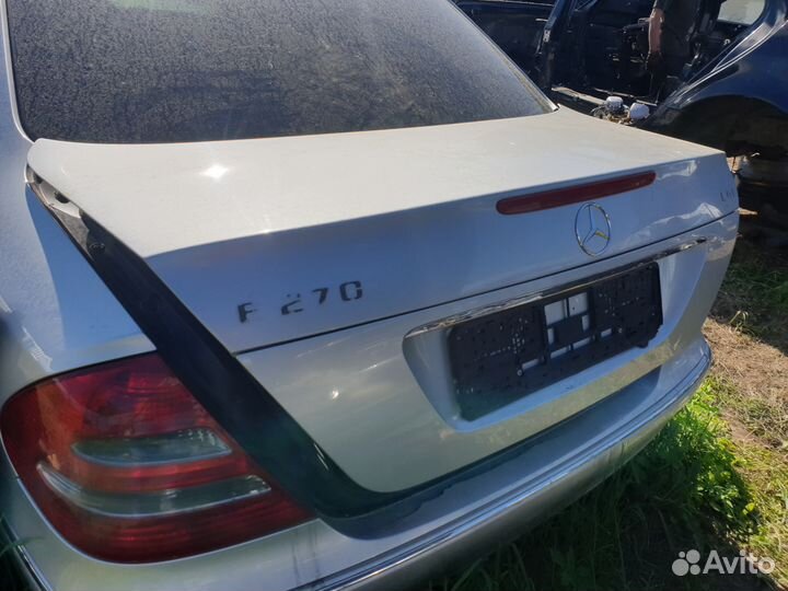 Крышка багажника mercedes e w211 211 серебристая