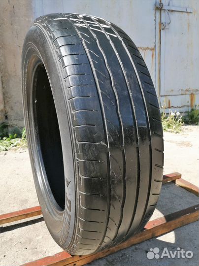 Dunlop SP Sport 01 225/60 R18 100H