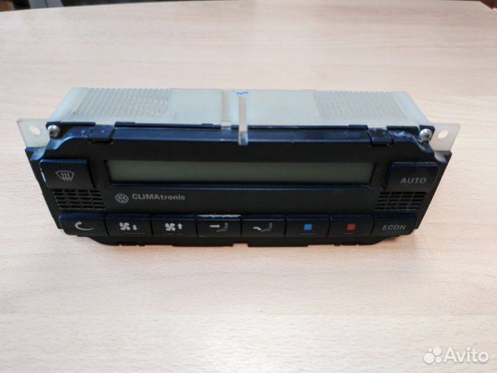 Блок управления климатической установкой