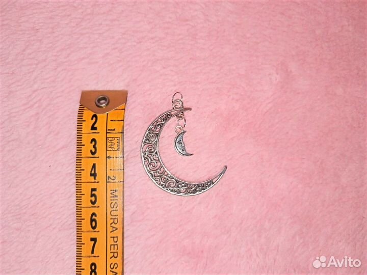 Украшения на шею