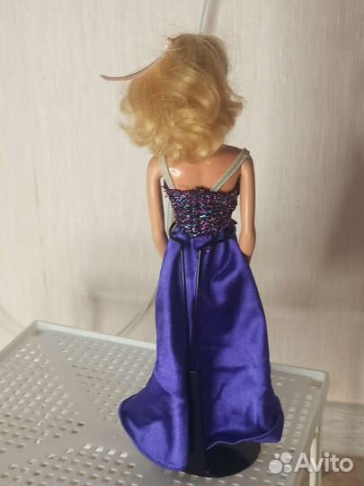 Барби 90-х с дефектом кисти руки