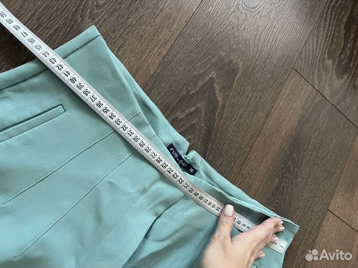 Брюки женские классические