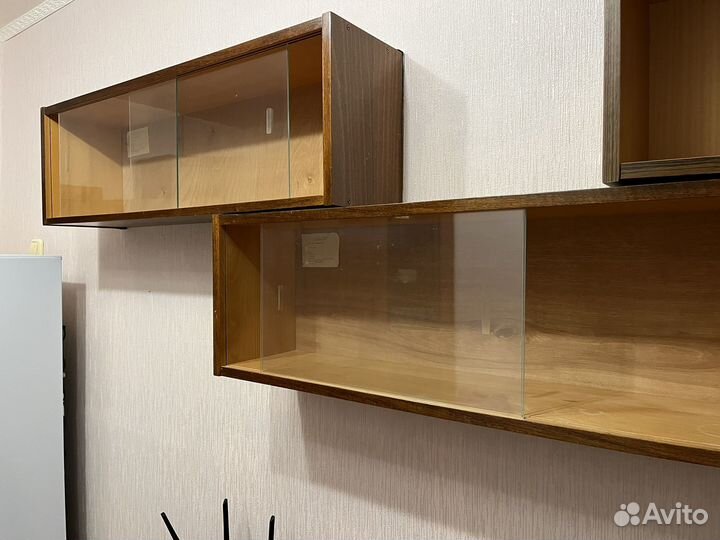 Книжные полки