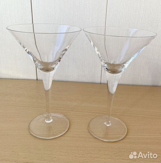 Бокалы для мартини, коктейля, вина