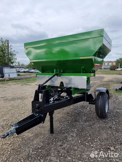 Разбрасыватель удобрений Оптсельмаш Лидер, 2023