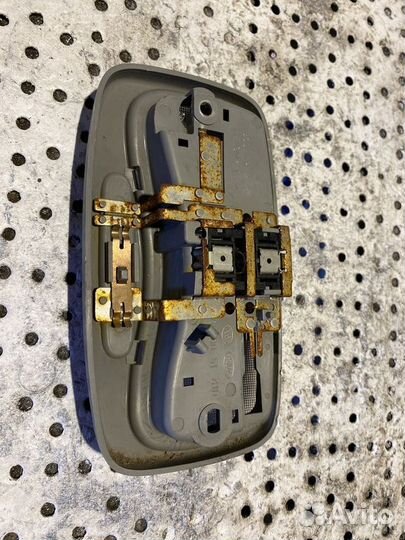 Плафон салонный Kia Spectra