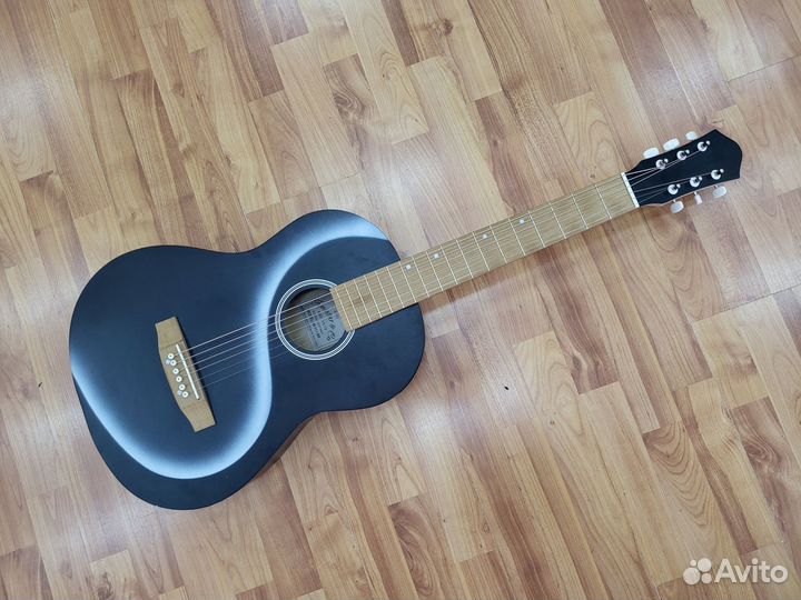 Гитара новая Амистар М 313
