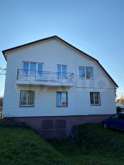 Дом 195 м² на участке 15 сот.