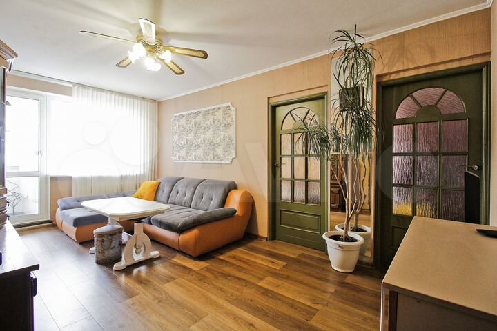 4-к. квартира, 98 м², 5/6 эт.