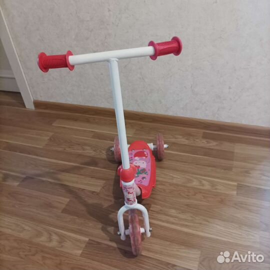 Самокат для 2-4 лет