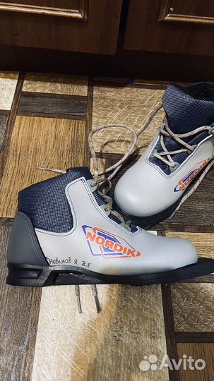 Лыжные ботинки 34р