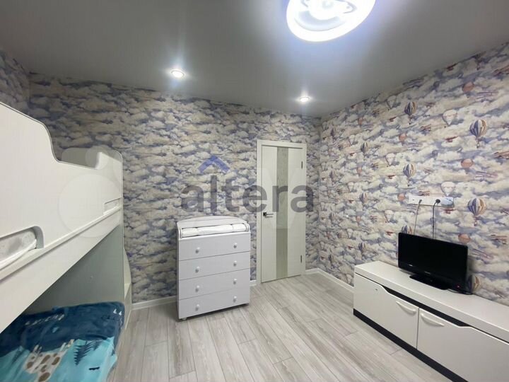 3-к. квартира, 71 м², 2/10 эт.