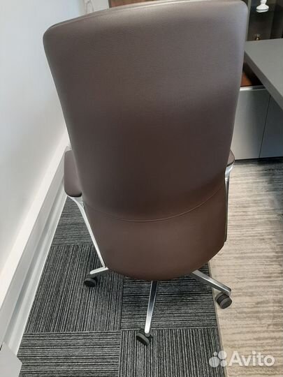 Эргономичное офисное кресло Sunon Calm