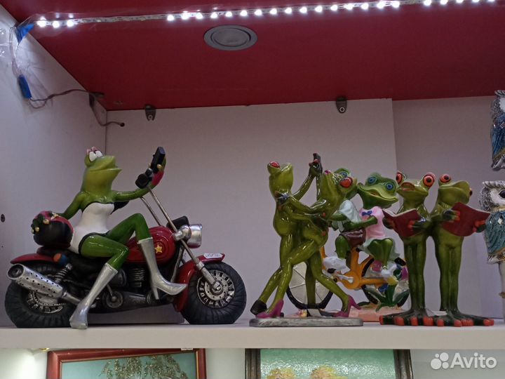 Лягушки сувениры статуэтки
