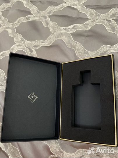 Коробка от kilian black phantom оригинал