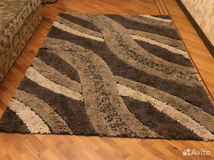 Ковер с длинным ворсом