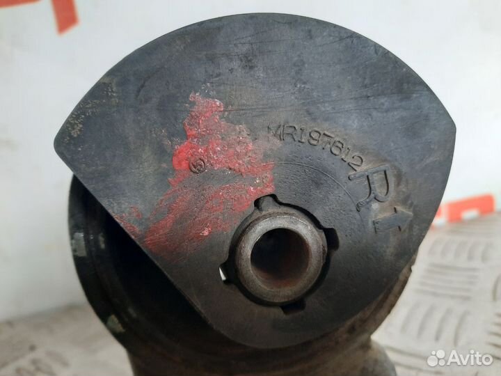 Опора кпп Митсубиши Лансер 9