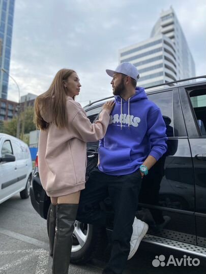 Шоурум женской и мужской одежды. Look