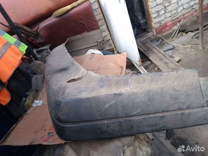 Volkswagen пассат б3(седан) бампер задний