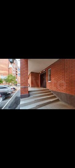 4-к. квартира, 96 м², 9/9 эт.