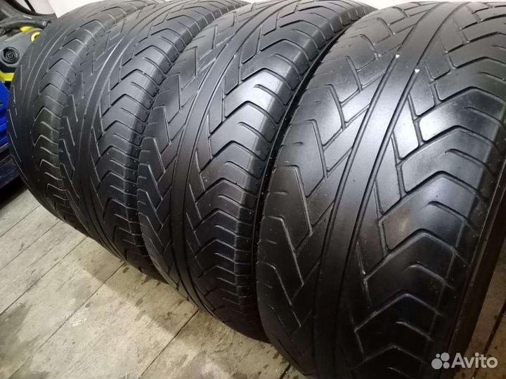 Yokohama ADVAN ST V802 285/55 R18